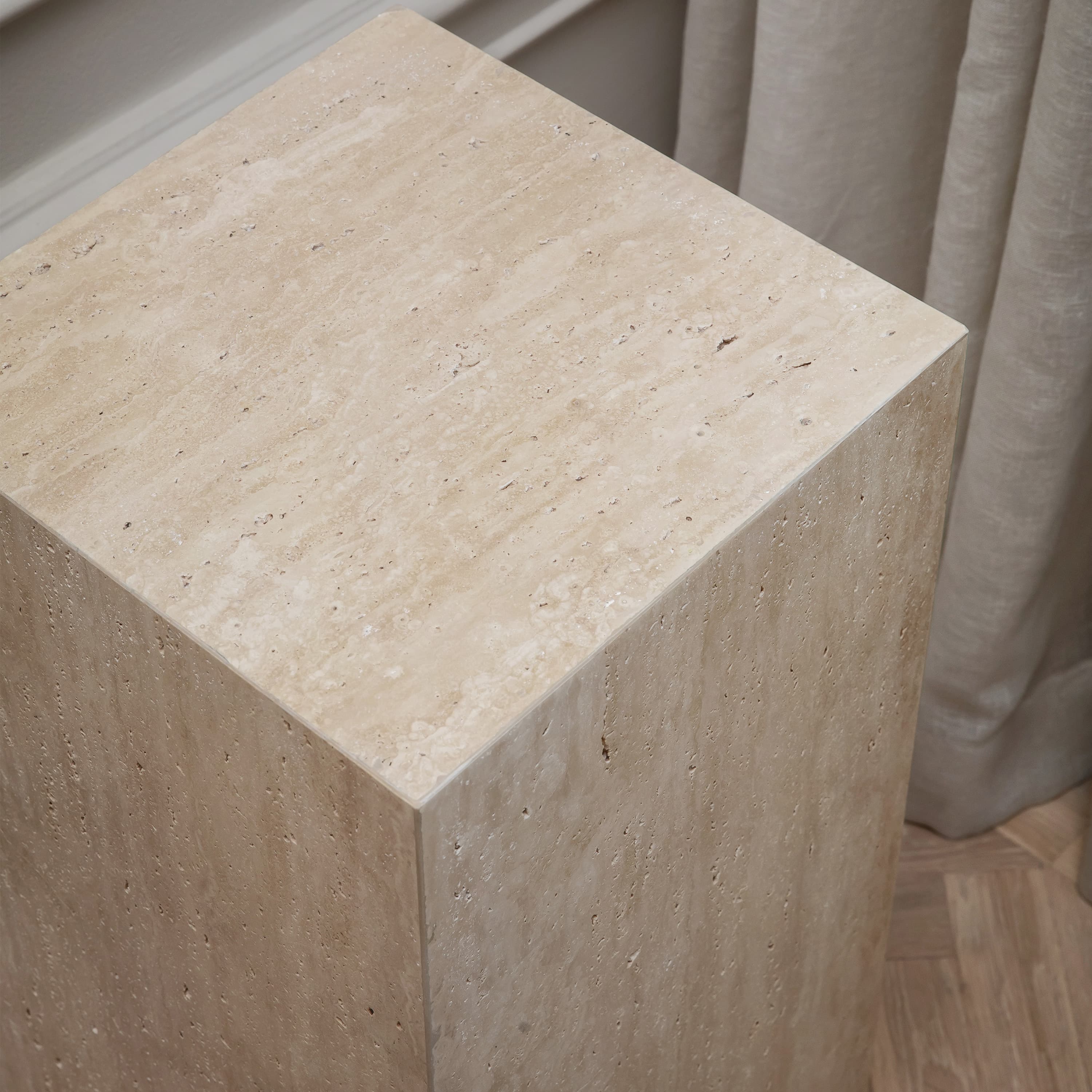 Tilly Piedestal Travertin 30x60