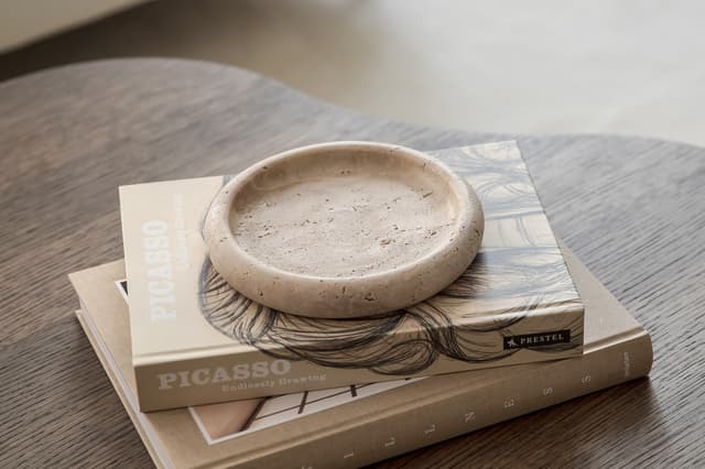 Nicola Bricka Travertin Ø20