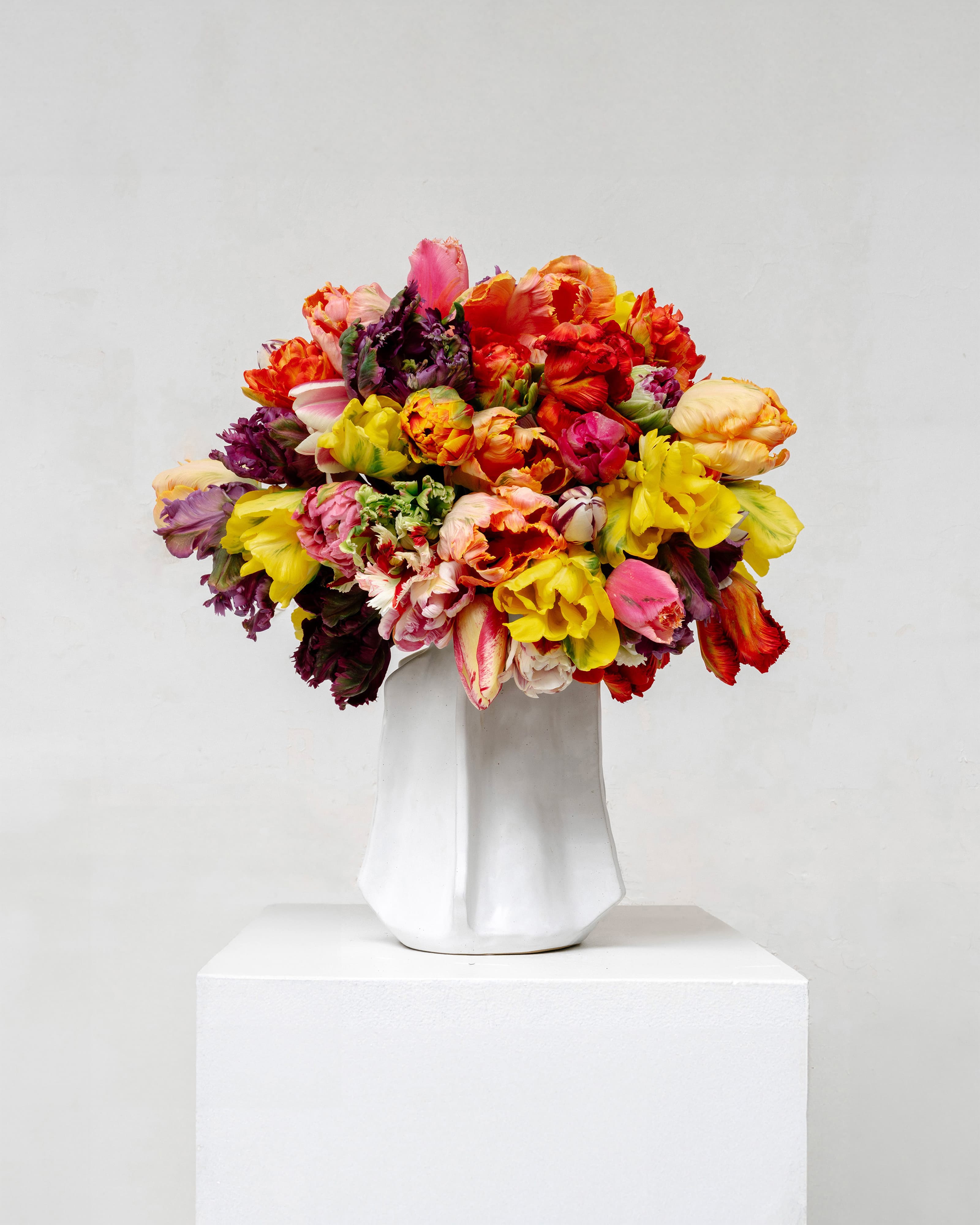 Billy 01 Vas White 27cm