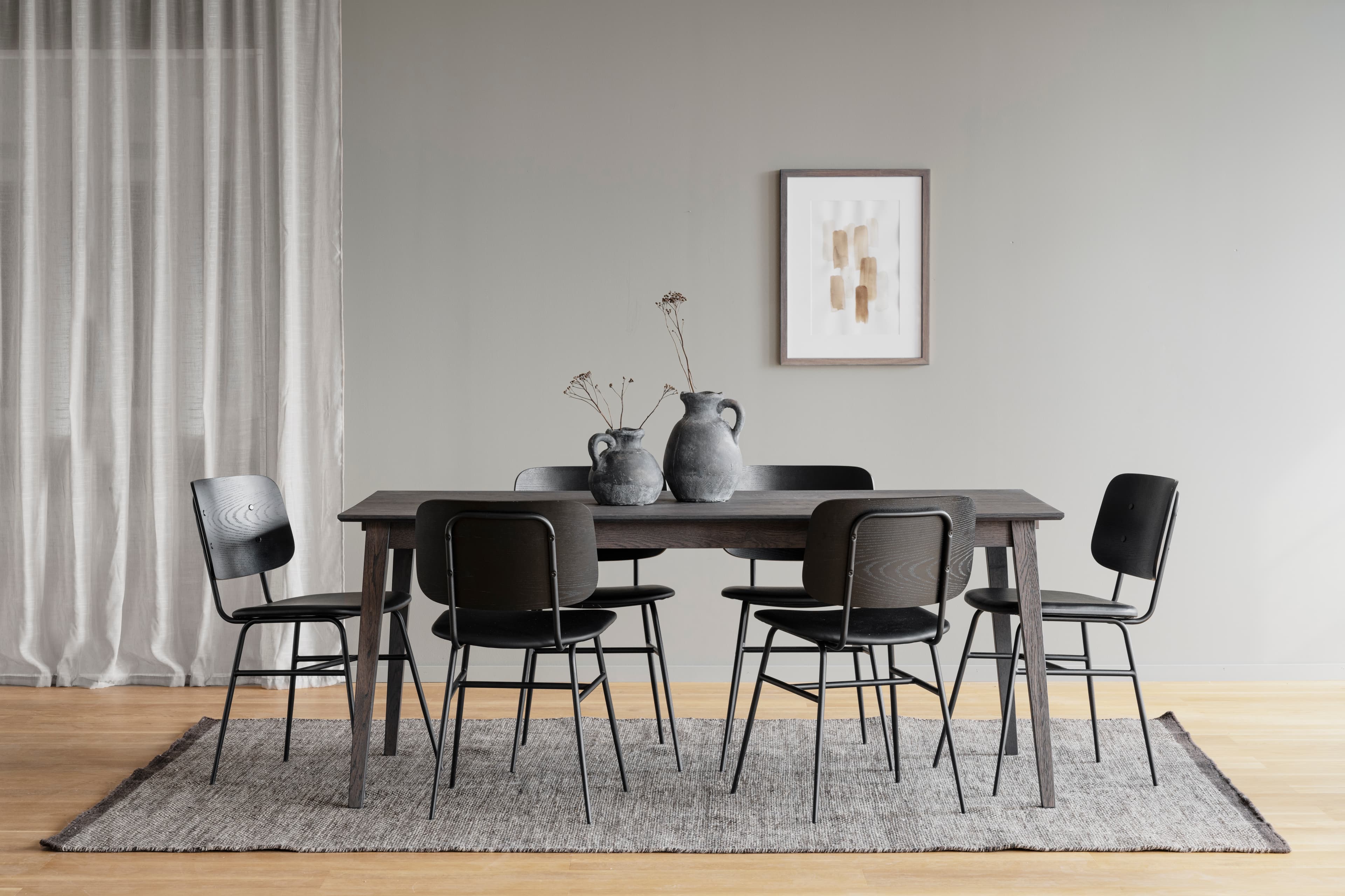 Brent Matstol Konstläder Svart