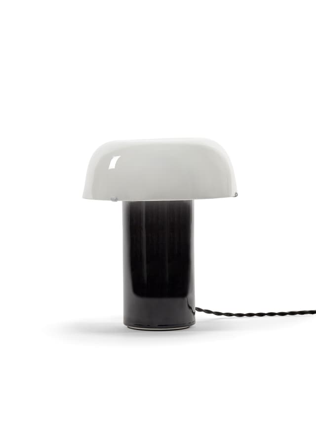 Celine N°2 Bordslampa White/Black