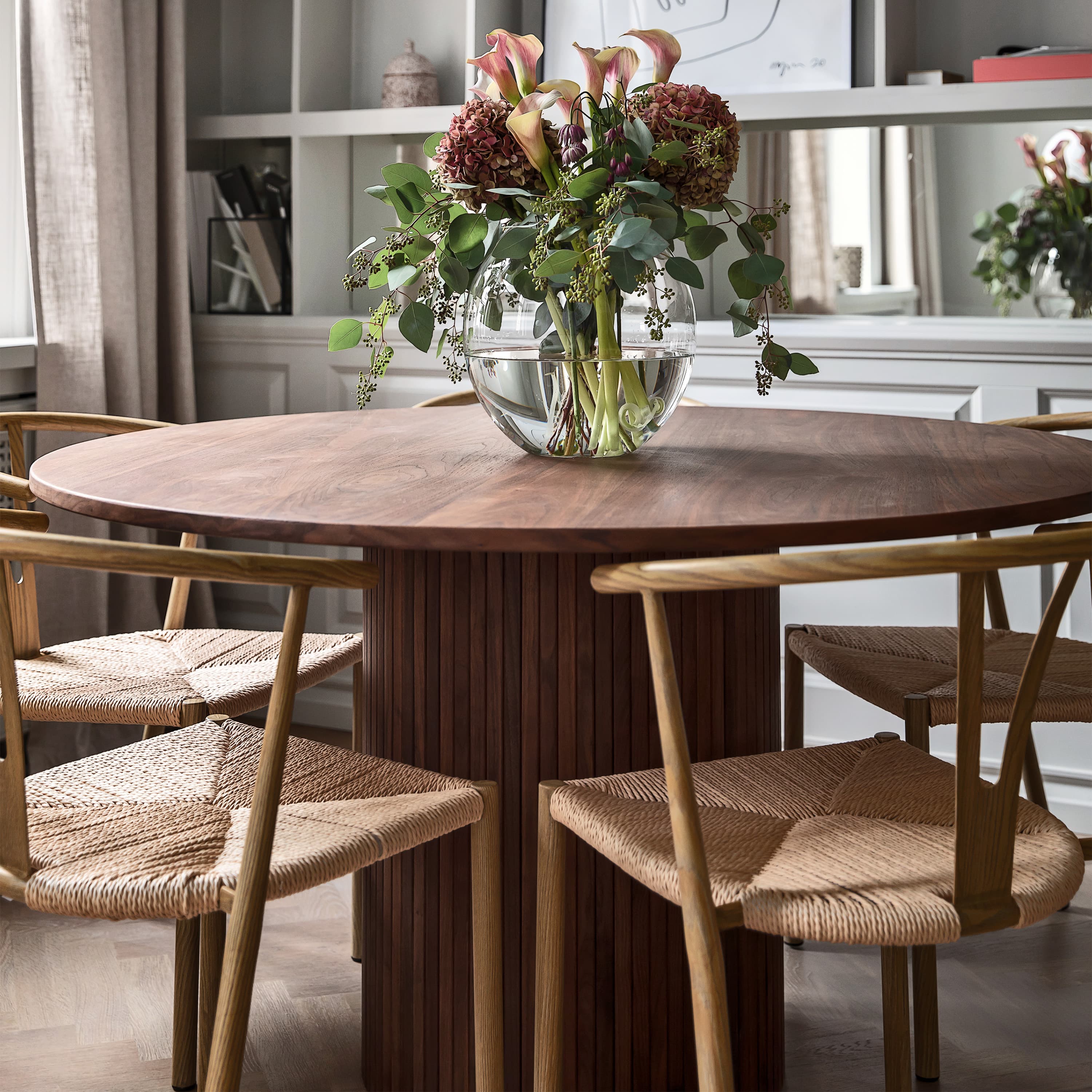 Adele Matbord Valnöt Ø130
