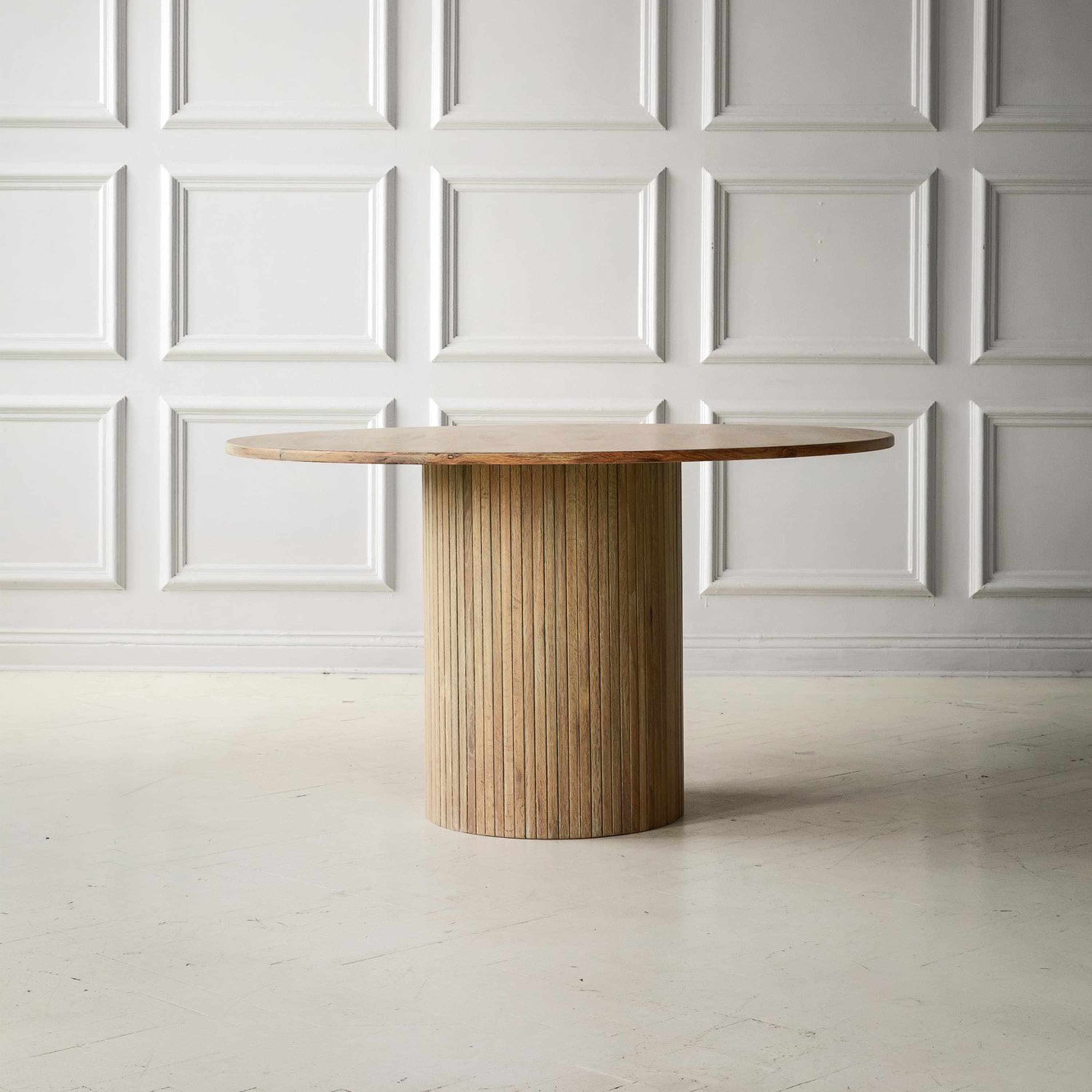 Adele Matbord Vitpigmenterad Ek Ø130