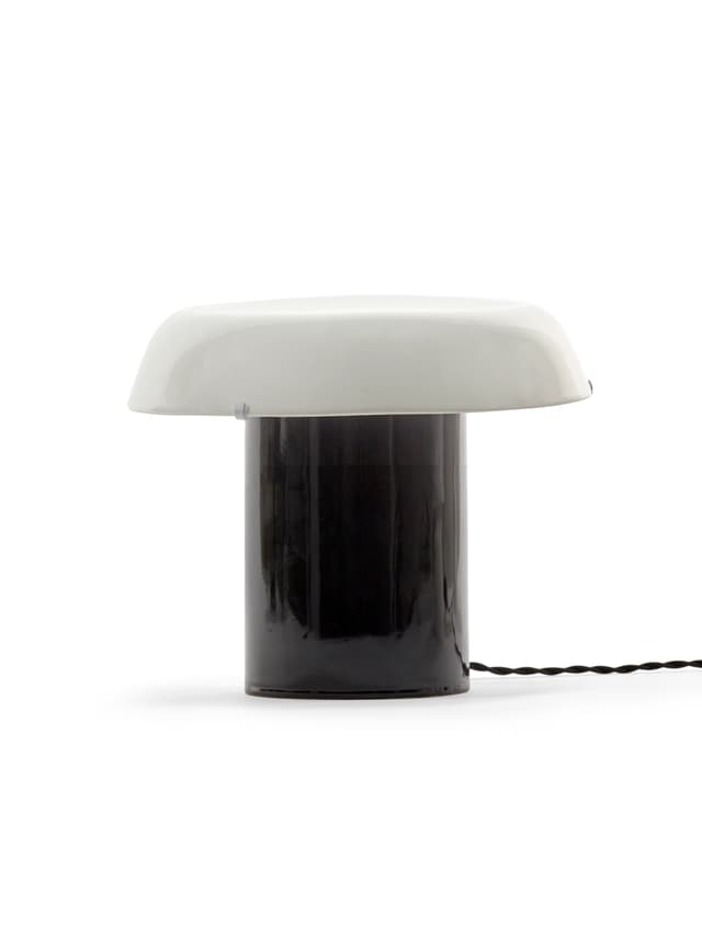 Celine N°1 Bordslampa White/Black