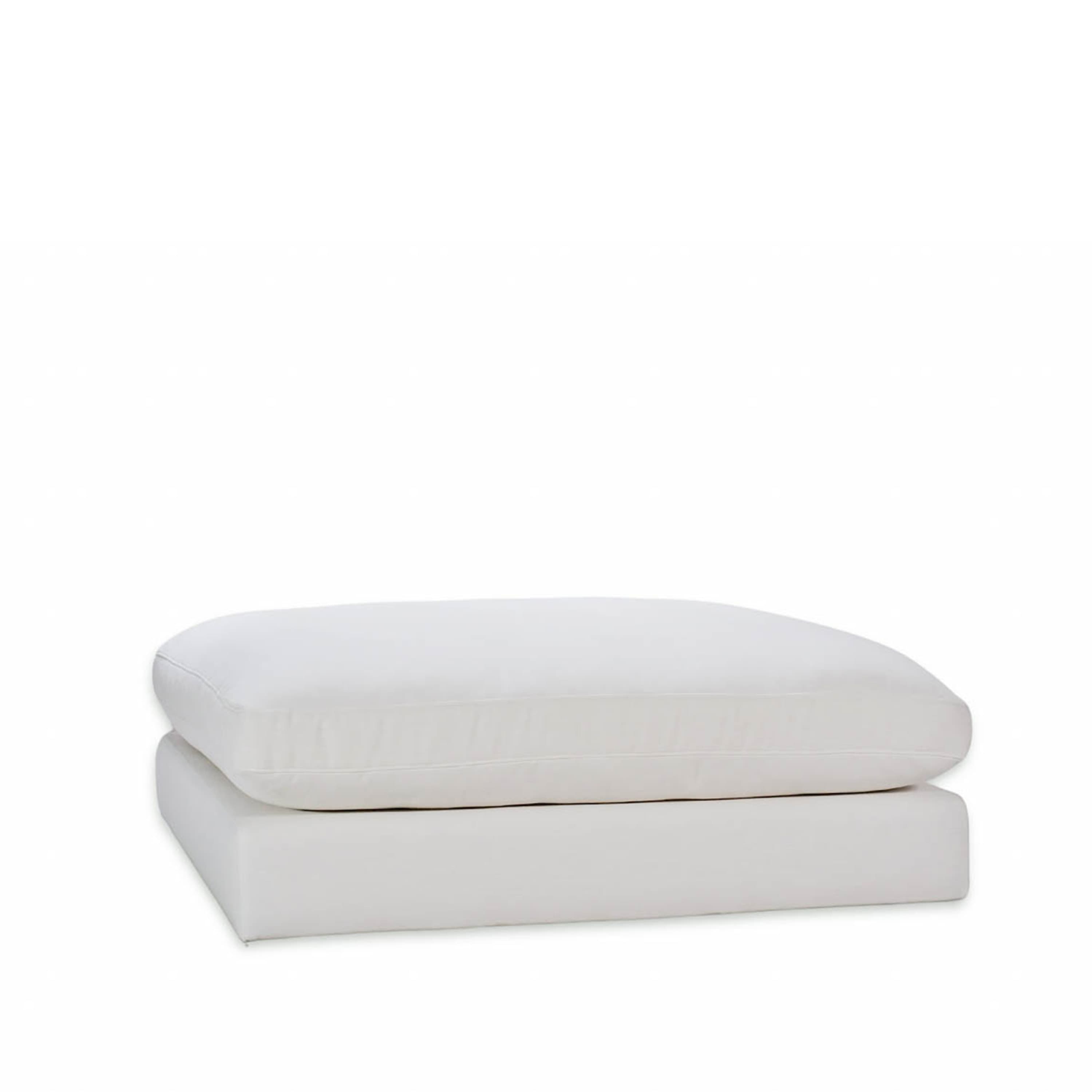 Capri Fotpall White 120x115