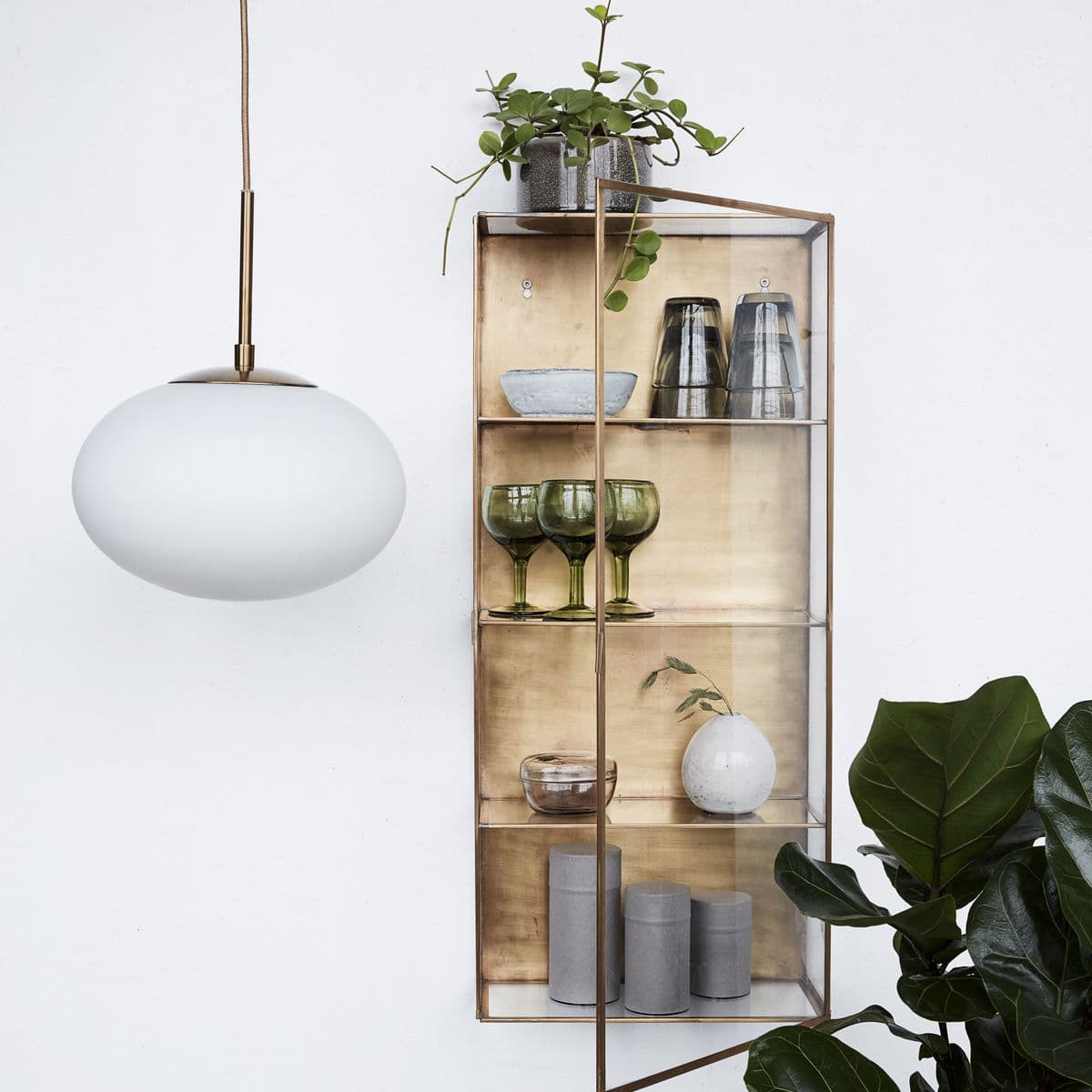 Glass Väggskåp Mässing 80cm