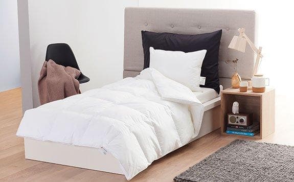 DownFeel Fiberkudde Hög 50x60